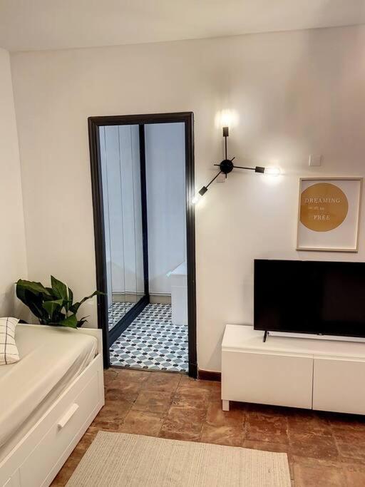 Apartament Ibiza -Sublime Studio Place De La Trinite- Netflix Tuluza Zewnętrze zdjęcie