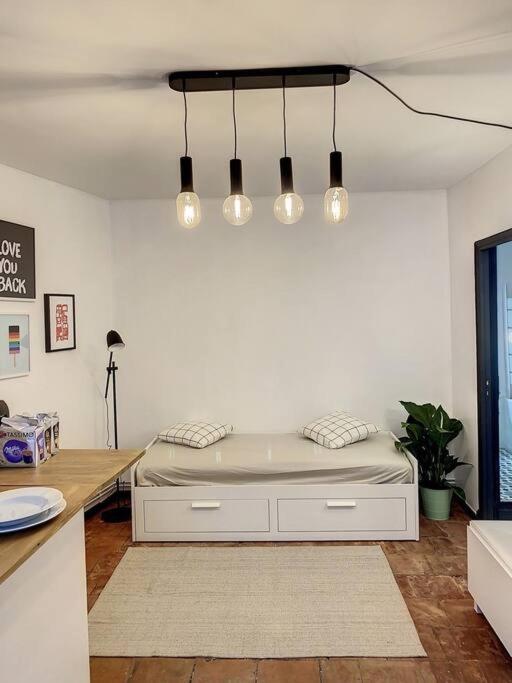 Apartament Ibiza -Sublime Studio Place De La Trinite- Netflix Tuluza Zewnętrze zdjęcie