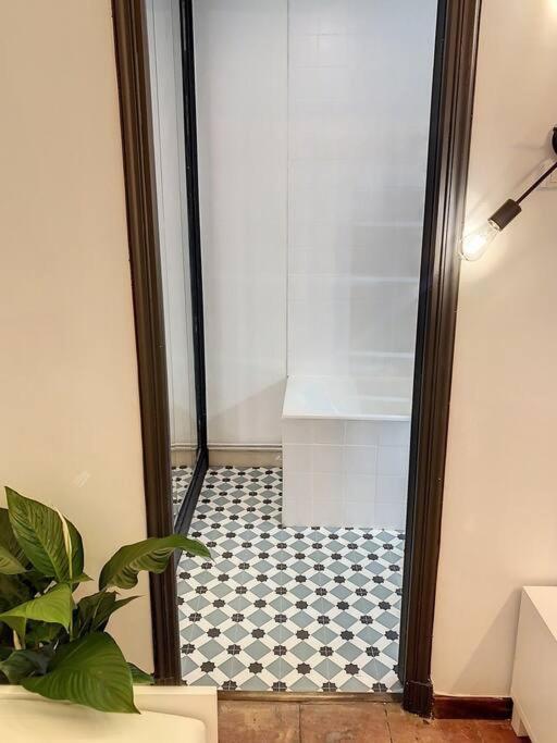 Apartament Ibiza -Sublime Studio Place De La Trinite- Netflix Tuluza Zewnętrze zdjęcie